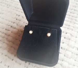 Brinco Infantil Zircônia e Trabalho Lateral - Ouro 18k