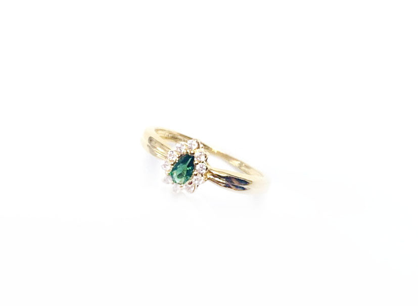 Anel Gota Trabalhado com Zircônias - Prata com Banho Ouro 18k