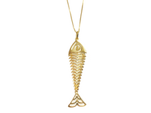 Carregar imagem no visualizador da galeria, Colar Peixe Articulado com Zircônias Brancas - Prata com Banho Ouro 18k
