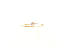 Carregar imagem no visualizador da galeria, Anel Solitário Zircônia 3mm Lateral Fina - Ouro 18k
